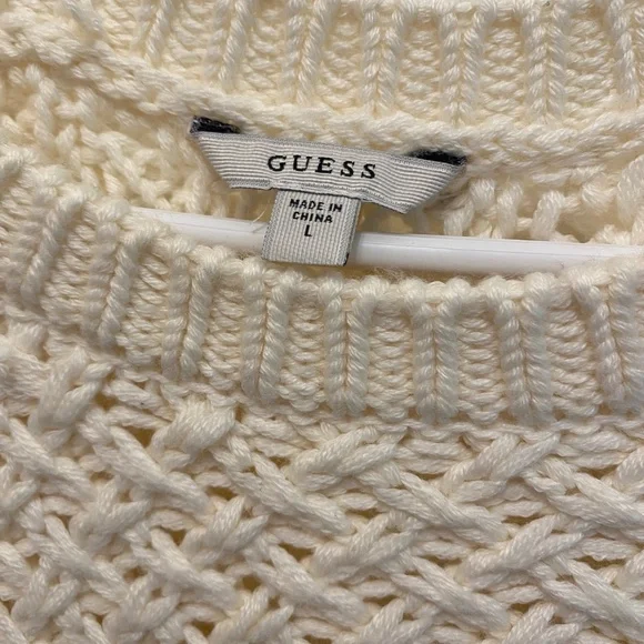 GUESS Sweater - Picture 2 of 2